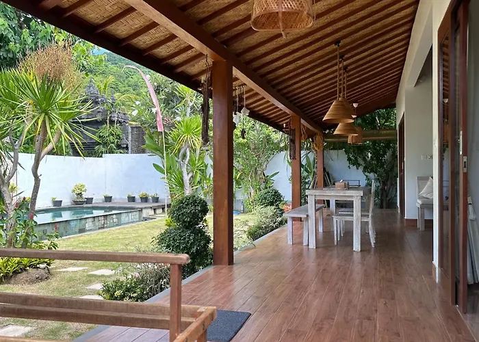 Villa Saka *